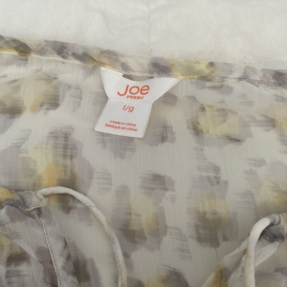 Joe Fresh blouse, size l/g - Picture 4 of 4